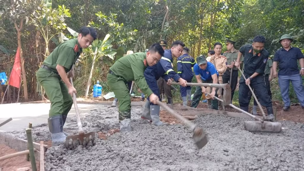 Đoàn thanh niên Công an tỉnh tổ chức khởi công công trình