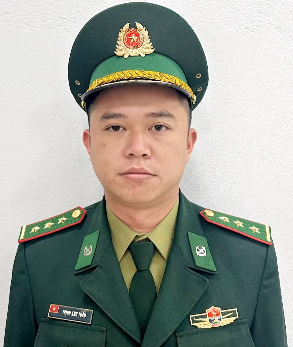 Thượng úy Trịnh Anh Tuấn