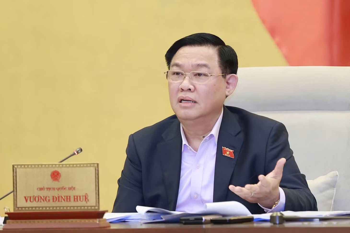 Chủ tịch Quốc hội Vương Đình Huệ phát biểu tại Phiên họp. Ảnh: Doãn Tấn/TTXVN