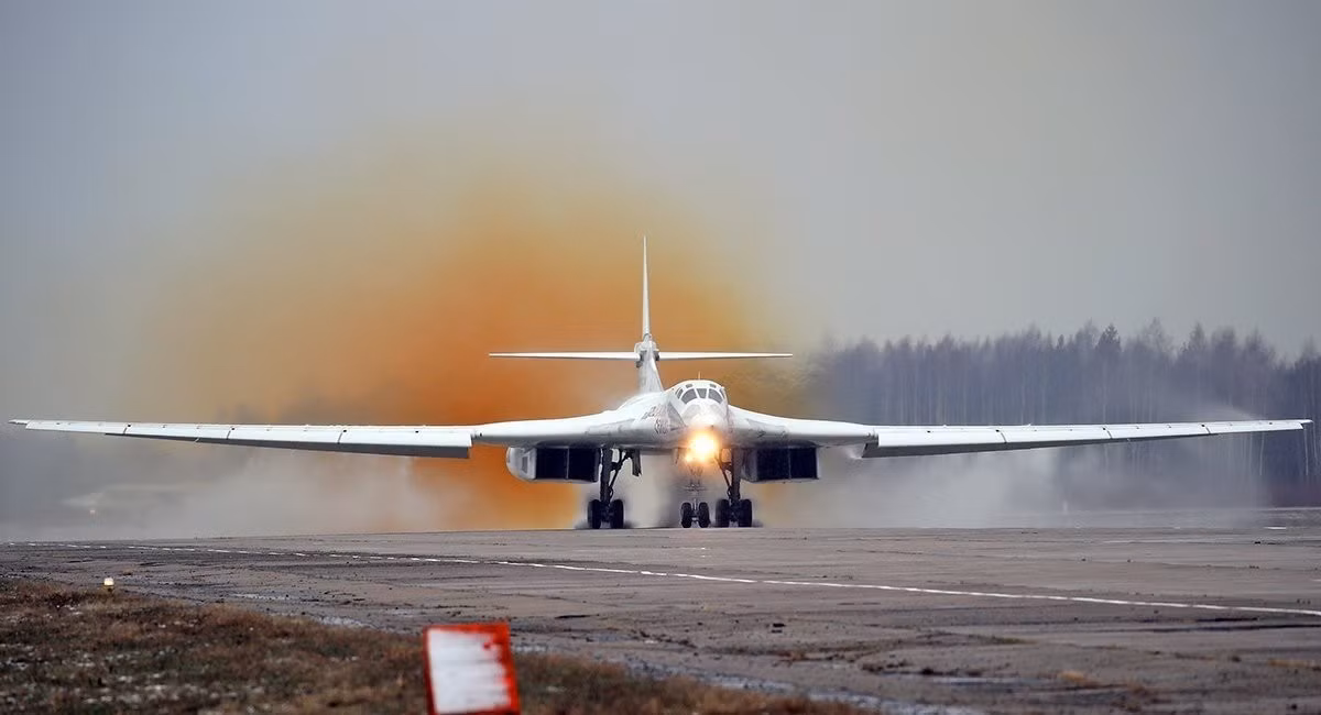 Máy bay Tu-160 của Nga. Ảnh: Defense Express