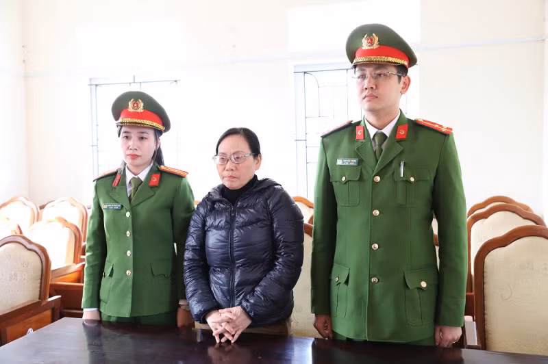 Cơ quan điều tra bắt giữ đối tượng Hoàng Thị Liêu.