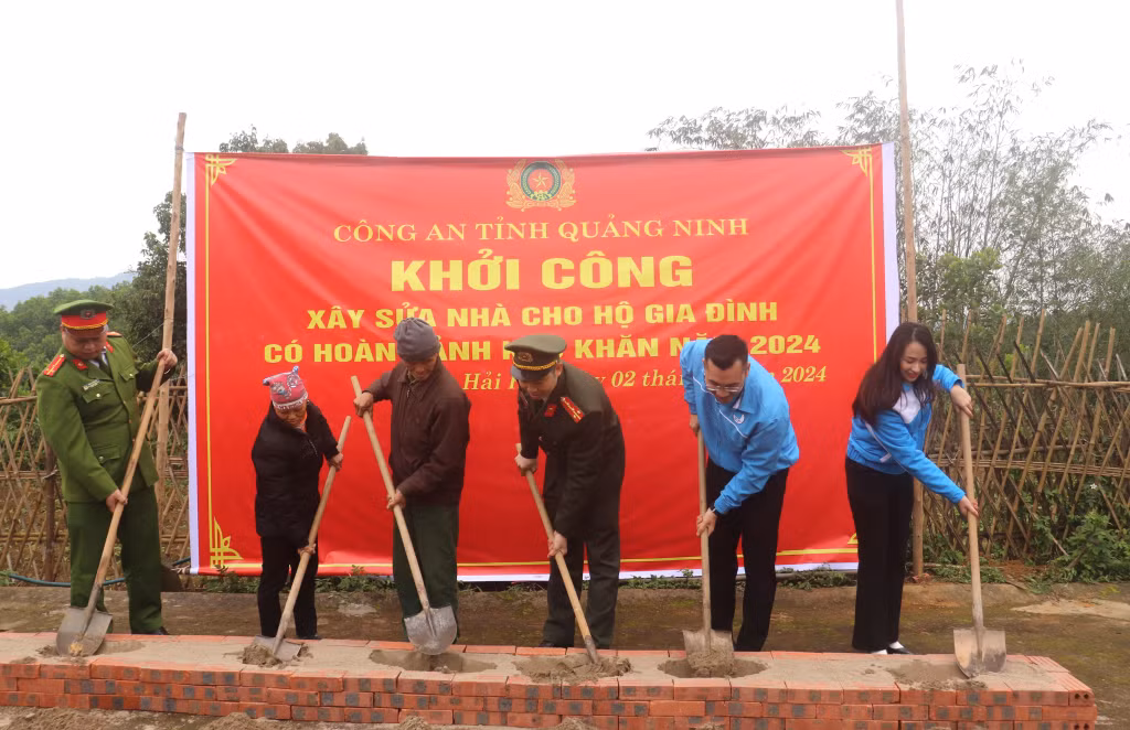 Khởi công nhà nhân ái cho gia đình ông Phoòng Tắc Sắn tại xã Quảng Đức.