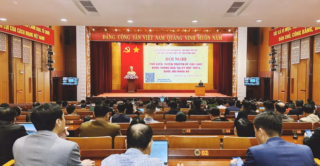 Hội nghị “Phổ biến, tuyên truyền, phổ biến các luật được Quốc hội thông qua tại Kỳ họp thứ 6” do Đoàn ĐBQH tỉnh Quảng Ninh phối hợp với Hội đồng Phối hợp phổ biến, giáo dục pháp luật tỉnh tổ chức vào tháng 1/2024