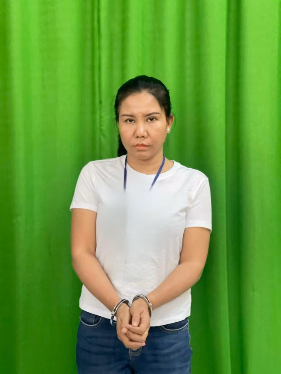 Quyên bị bắt giữ để điều tra mở rộng. Ảnh: CA