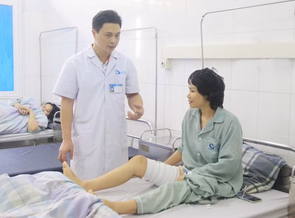 Chị Đỗ Thị H phát hiện khối u vùng đùi phải từ tháng 1/2023.