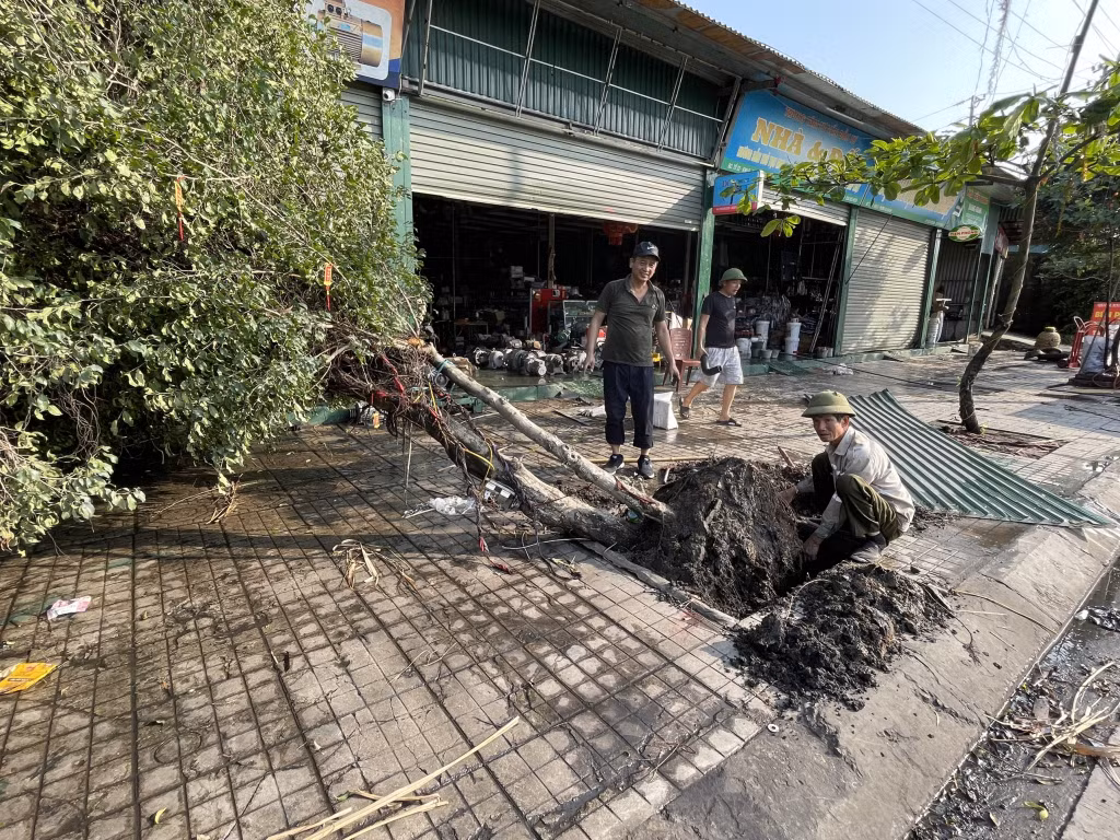 ...sinh hoạt của người dân.