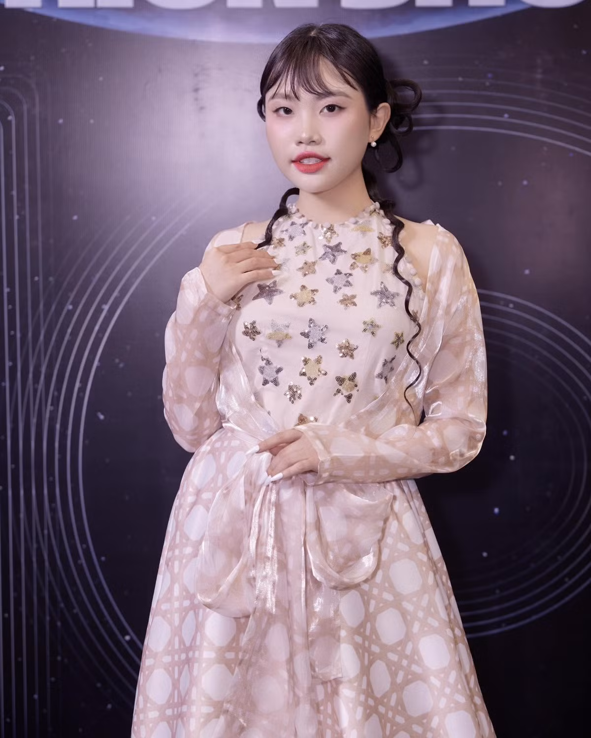 tlinh, Phương Mỹ Chi gây tiếc nuối khi không nhận được giải thưởng nào ở Cống hiến. Ảnh: FBNV.