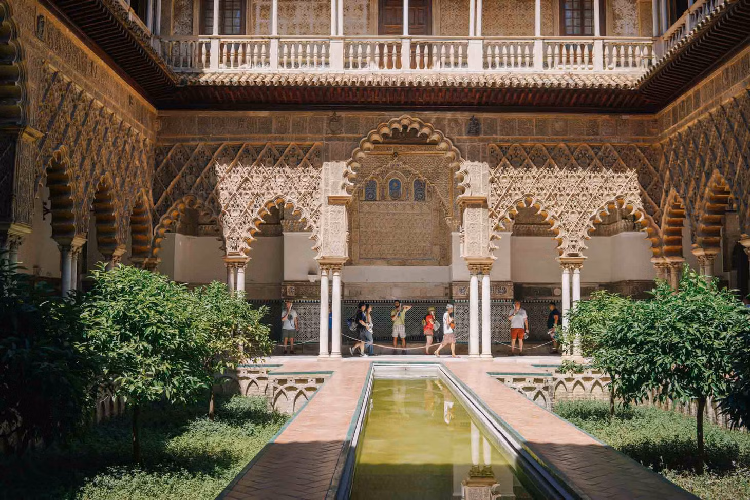 Cung điện Alcazar. Ảnh: Đặng Đức Vinh