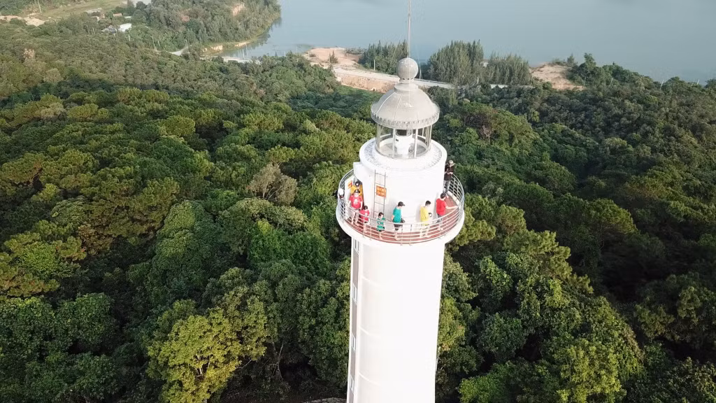 Ngọn Hải đăng Cô Tô.