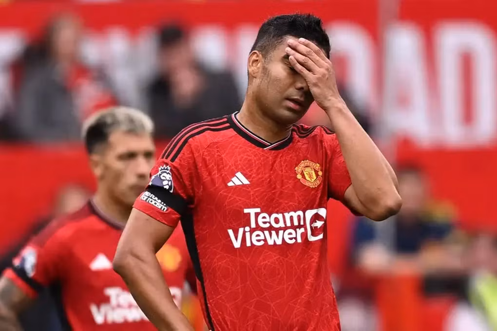 Casemiro không có thể trạng tốt và dính chấn thương khá nhiều ở mùa giải này (Ảnh: Getty).