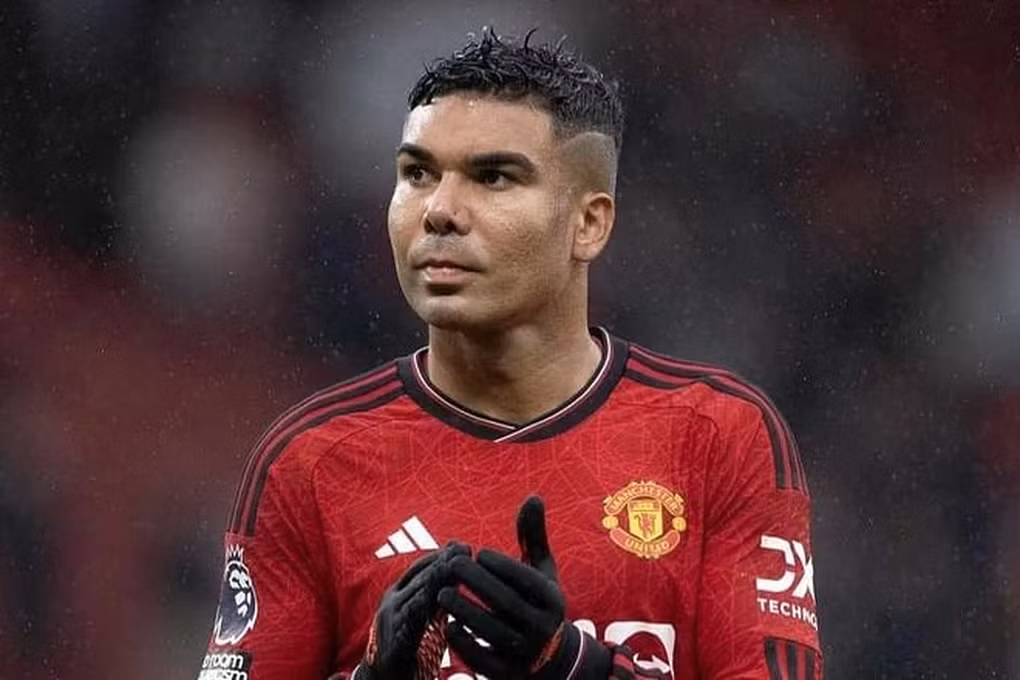 Casemiro dính chấn thương và không thể ra sân trong trận đấu với Liverpool vào tối nay (Ảnh: SK).