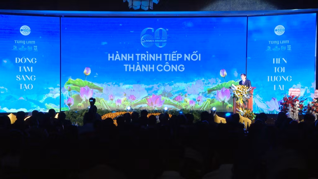 Quang cảnh lễ kỷ niệm.