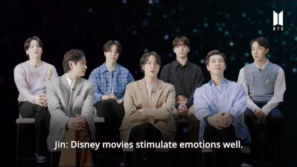 BTS xuất hiện trên sân khấu Oscar 2022. Ảnh: Chụp màn hình