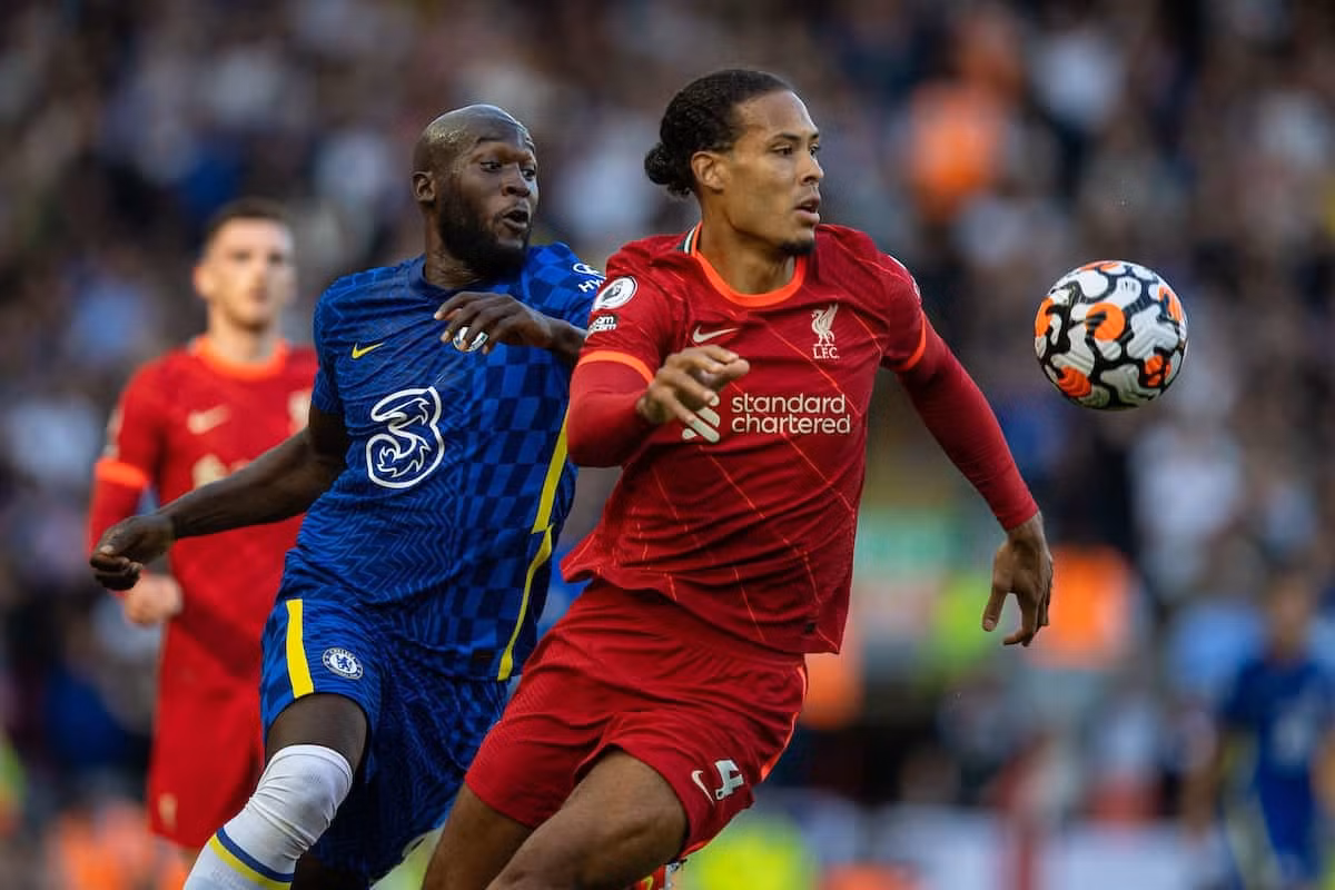 Chelsea và Liverpool, ai có thể gây sức ép lên Man City hay họ lại níu chân nhau?