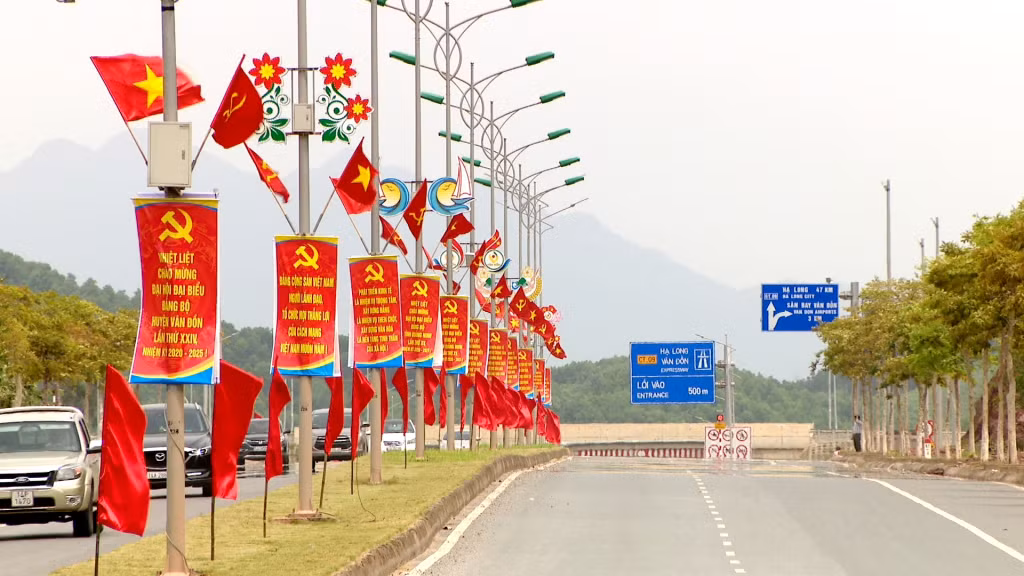Ngã ba Đoàn Kết, đoạn nối lên cao tốc Hạ Long - Vân Đồn.