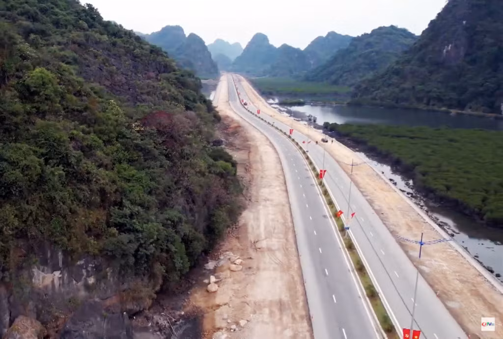 Đường bao biển Hạ Long - Cẩm Phả sẵn sàng đưa vào khai thác.