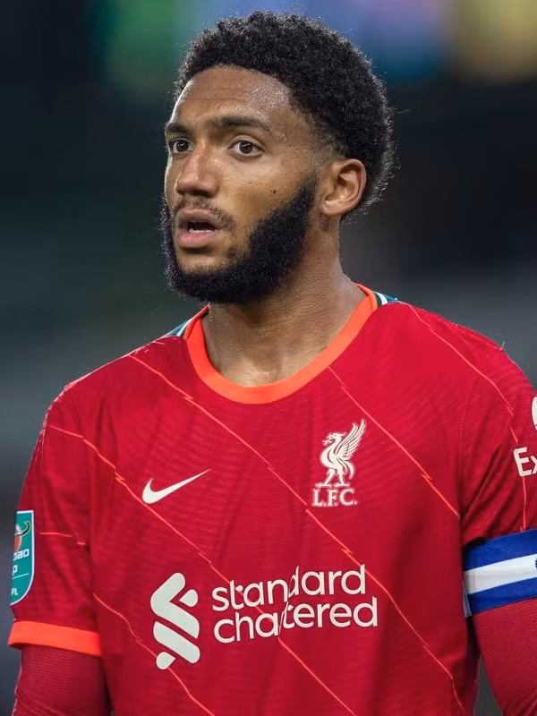 Gomez là mục tiêu của Aston Villa.