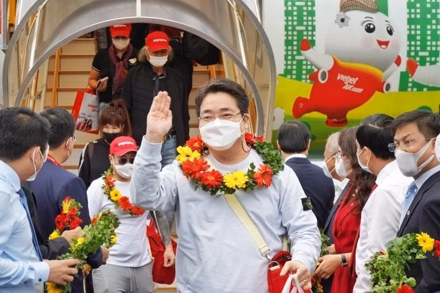 Du lịch Việt Nam đặt kỳ vọng sẽ đón khoảng 5 triệu lượt khách quốc tế trong năm 2022. Ảnh: LĐ