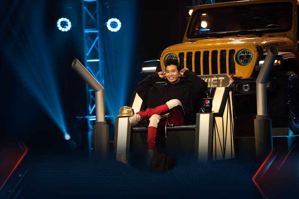 Karik là huấn luyện viên có thí sinh vô địch Rap Việt mùa 2. Ảnh: Vieon