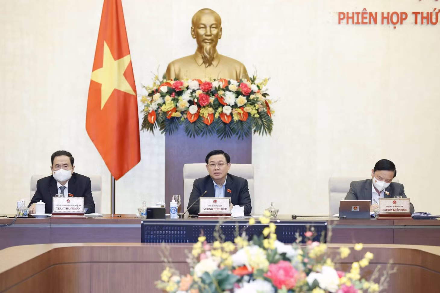 Chủ tịch Quốc hội Vương Đình Huệ phát biểu tại Phiên họp. Ảnh: Doãn Tấn/TTXVN
