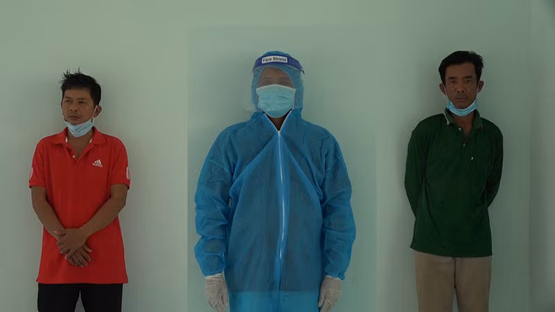 3 đối tượng (từ trái qua): Vinh, Diễn và Vũ.