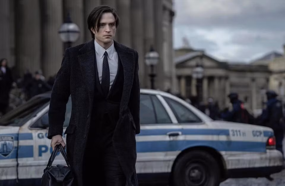 Robert Pattinson nhận phản hồi tích cực với hình tượng người dơi. Ảnh: Warner Bros.