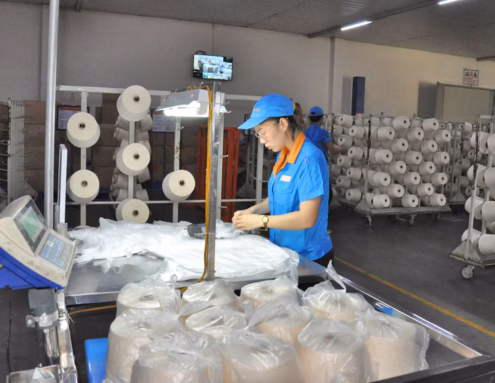 Lao động làm việc tại Khu công nghiệp Cảng biển Hải Hà