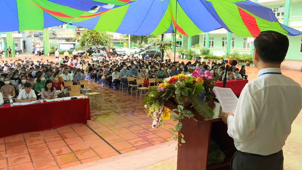Quang cảnh lễ khai mạc.