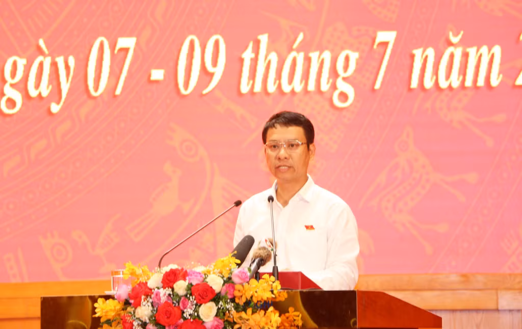 Đại biểu Nguyễn Hồng Dương, Tổ Đại biểu TP Hạ Long.