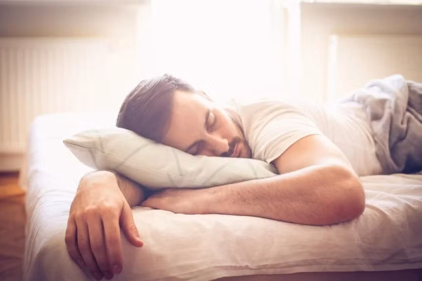 Gọi là hội chứng người đẹp ngủ nhưng hiện tượng này lại xảy ra chủ yếu ở nam giới. Ảnh: Lamenteesmaravillosa.