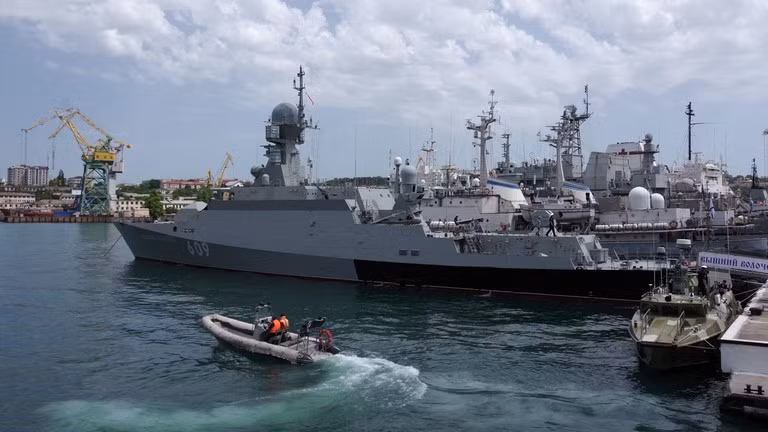 Các tàu chiến thuộc Hạm đội Biển Đen Nga tại cảng Sevastopol, Crimea. Ảnh: Sputnik