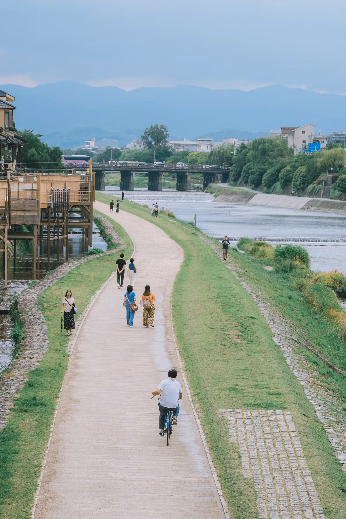 Kyoto vắng vẻ những ngày tháng bảy ảnh 5