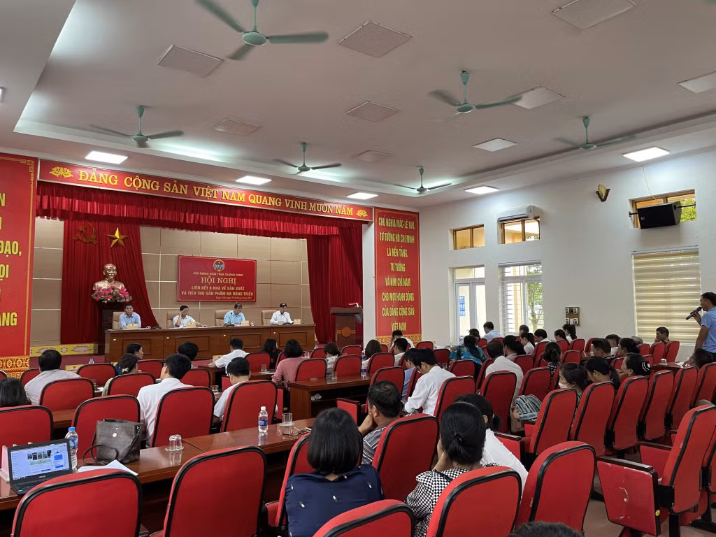 Hội Nông dân tỉnh tổ chức hội nghị liên kết "6 nhà" trong sản xuất, tiêu thụ na cho hội viên, nông dân TX Đông Triều.