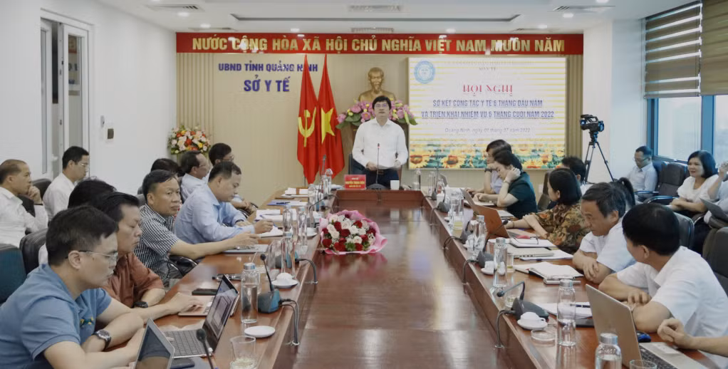 Quang cảnh hội nghị.