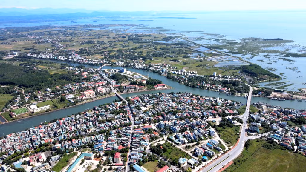Huyện Hải Hà phấn đấu năm 2025 trở thành huyện công nghiệp, dịch vụ với hạ tầng kinh tế - xã hội đồng bộ, từng bước hiện đại, cơ bản đạt được các tiêu chí đô thị loại 3.