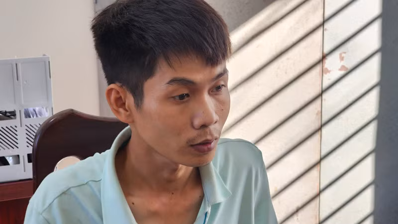Bắn bi sắt, phá hàng loạt cửa kính ôtô, trộm cắp tài sản rồi đòi “tiền chuộc" ảnh 1