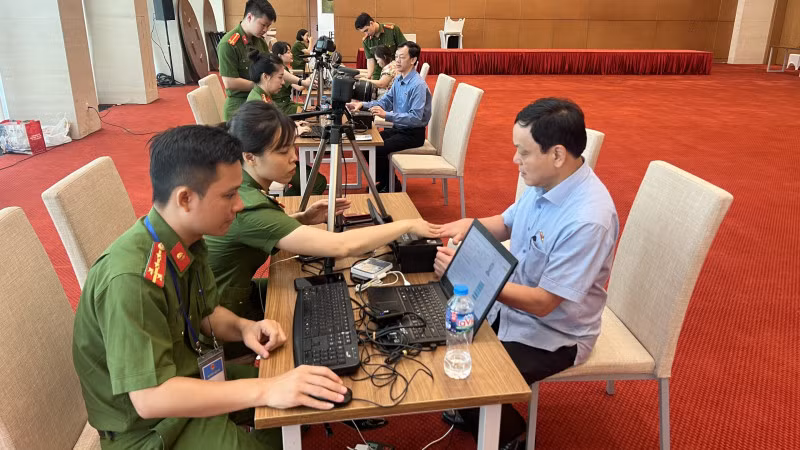 Tiết kiệm hàng nghìn tỷ đồng khi kết nối dữ liệu, tạo lập giá trị từ CCCD gắn chip.