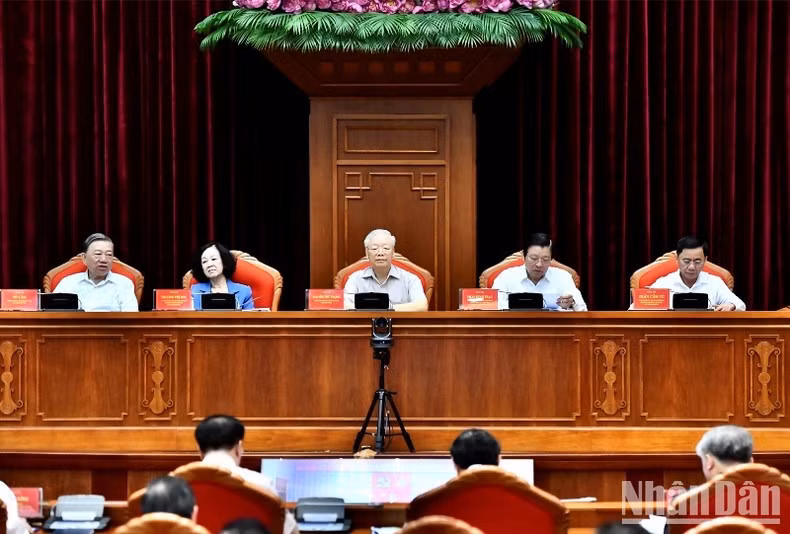 Tổng Bí thư Nguyễn Phú Trọng và các đồng chí lãnh đạo Đảng, Nhà nước chủ trì hội nghị. (Ảnh: Đăng Khoa)
