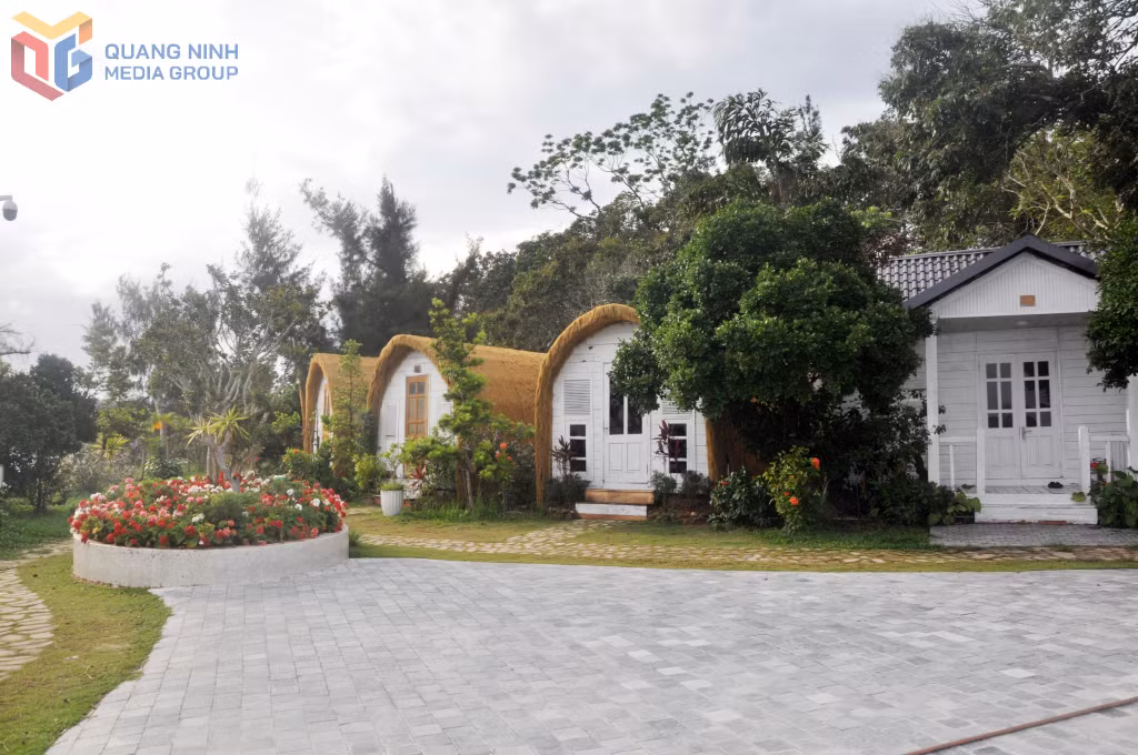 Co To Village được anh Đồng Thanh Đăng đầu tư sau một lần ra đảo và yêu mến cảnh đẹp nơi đây.