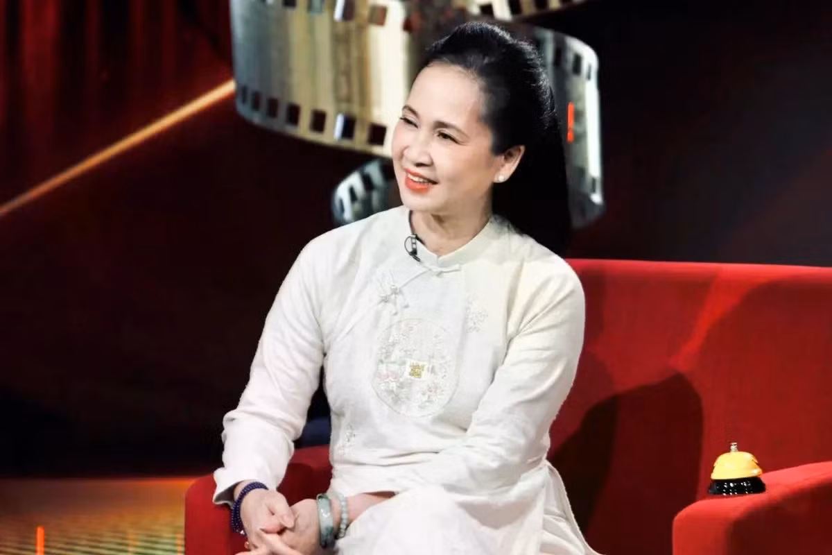 NSND Lan Hương chia sẻ về những kỷ niệm khi đóng Mùa ổi.