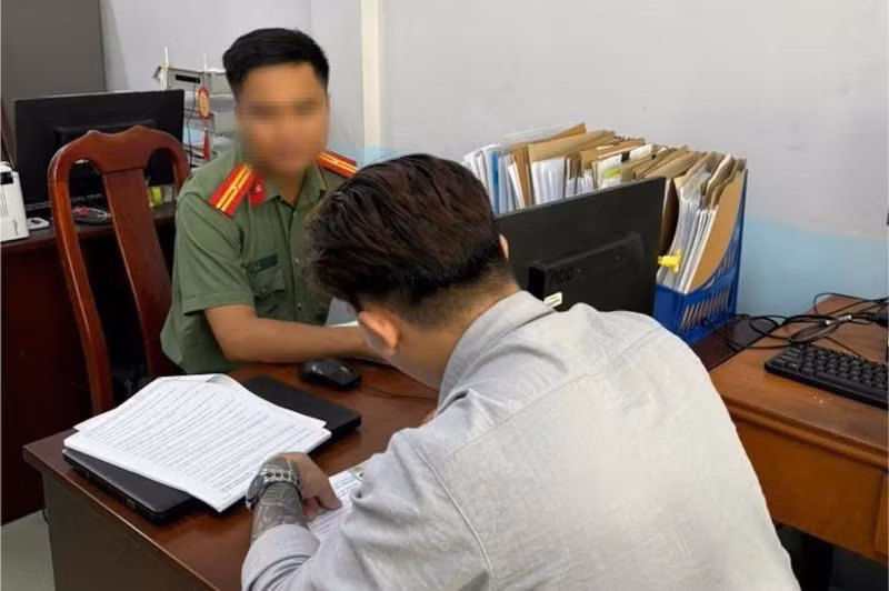 N.M.T tại cơ quan Công an.