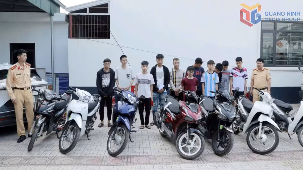Đội CSGT Đường bộ số 1, Phòng CSGT (Công an tỉnh) đã xác minh và triệu tập các đối tượng vi phạm để tiến hành lấy lời khai, xét nghiệm cồn, ma tuý và xử lý theo quy định.