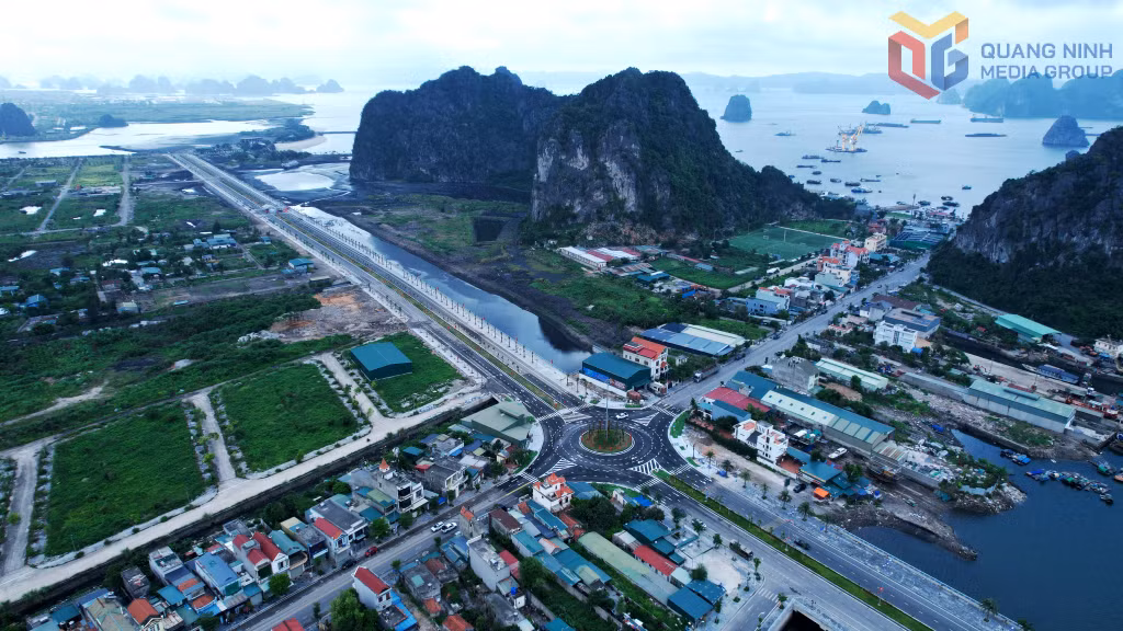 Công trình hoàn thành kết nối đồng bộ với tuyến đường bao biển Hạ Long - Cẩm Phả mở rộng không gian phát triển kinh tế xã hội, nâng cao chất lượng môi trường, đời sống nhân dân trên địa bàn