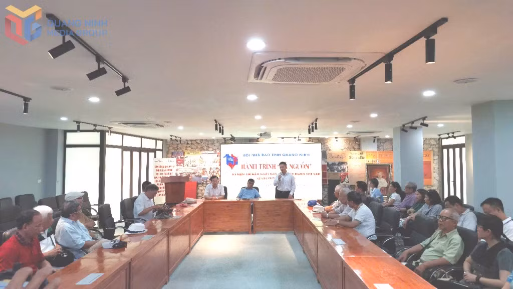 Hành trình về nguồn