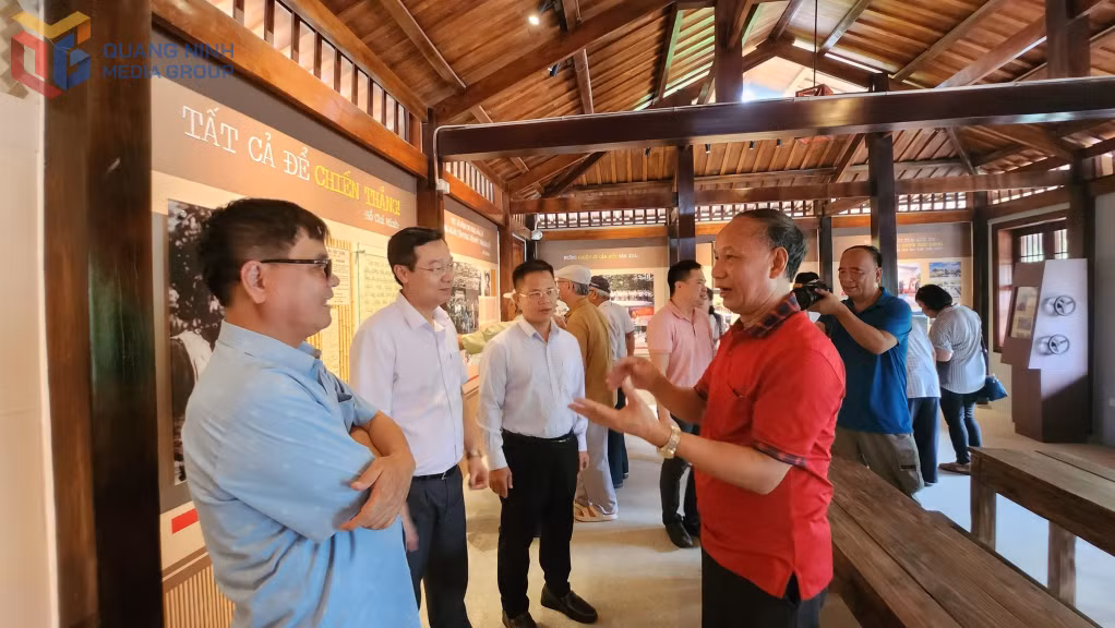 trò chuyện về cuộc đời và sự nghiệp của cố nhà báo Như Mai