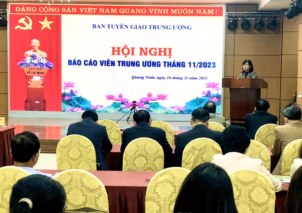 Lãnh đạo Ban Tuyên giáo Tỉnh ủy định hướng công tác tuyên truyền miệng trong tháng 11/2023.