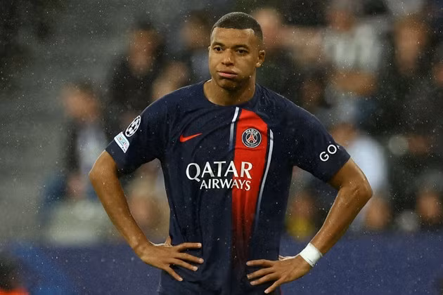 Kylian Mbappe vẫn không có ý định gia hạn với PSG.