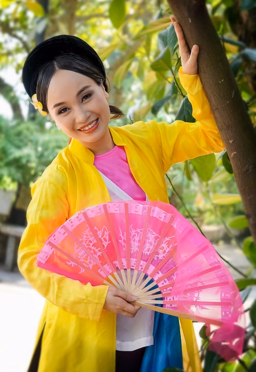 Thu Huyền để lại ấn tượng với vai diễn Thị Mầu trong vở chèo cổ Quan âm Thị Kính.