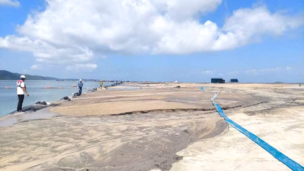 ự án Cảng tổng hợp Vạn Ninh (giai đoạn 1) sẽ được hoàn thành và đưa vào sử dụng trong quý IV/2024.