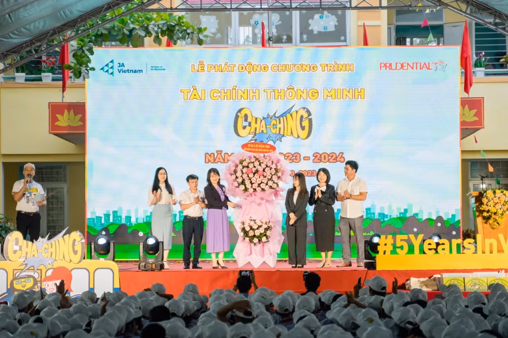 Lễ Phát động dự án tài chính thông minh Cha-Ching tại Quảng Bình đánh dấu cột mốc năm thứ 5 triển khai tại Việt Nam. Ảnh: BTC.